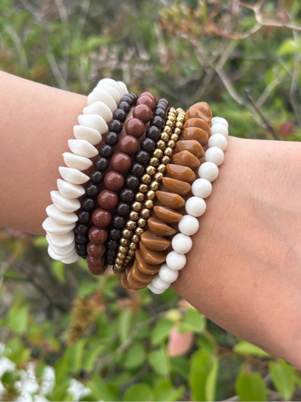 Shell &Shell Muilt-Strand Beaded Bracelet - Picture 4 of 8